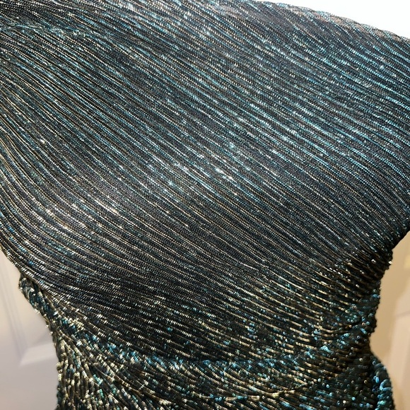 Lulu's One-Shoulder Black and Green Dress - Picture 2 of 4